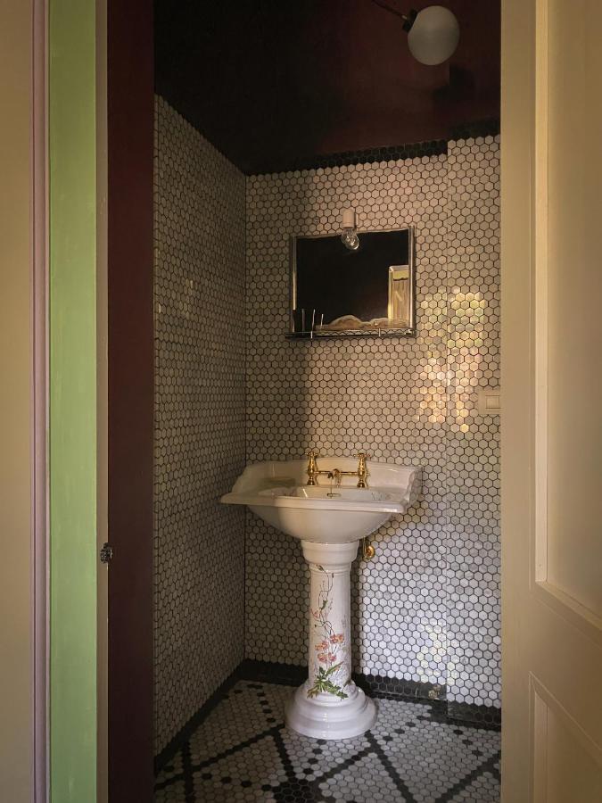 Bed and Breakfast The House Strevi Экстерьер фото